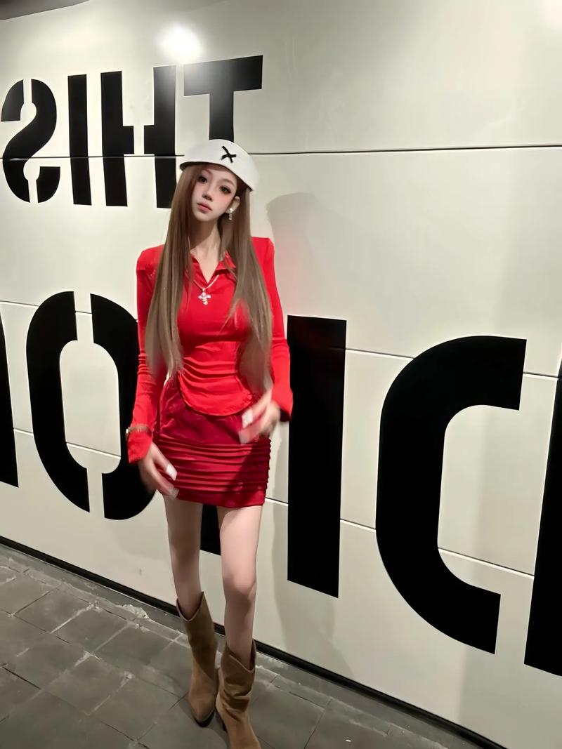 “带你领略中国大陆女rapper18岁欢迎您”