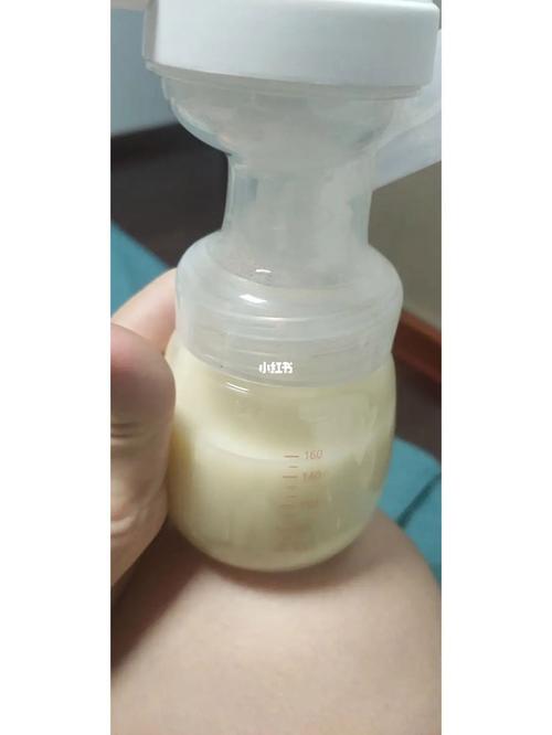  妙趣横生的“一边下奶一吃敷视频60分钟”——分享母乳喂养的新体验